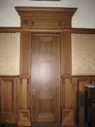 Элитные деревянные двери высокого качества